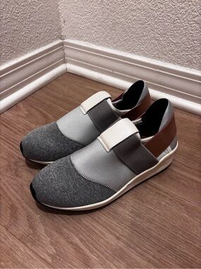 EYTYS Elastic Slip-On Colorblock Sneakers - Grey / Brown